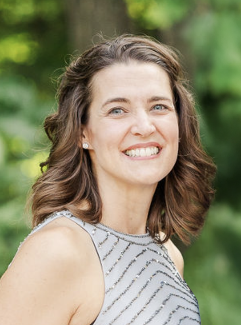 Kate Collins Bio